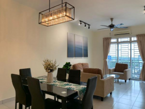 Tebrau City Residence,Warm Suite by Antlerzone